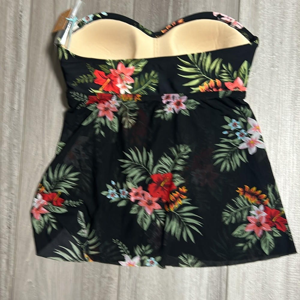 NWT hawaiian print tankini bathing suit top  women’s small - Picture 4 of 6